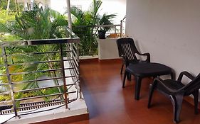 White Shore Beach Homestay